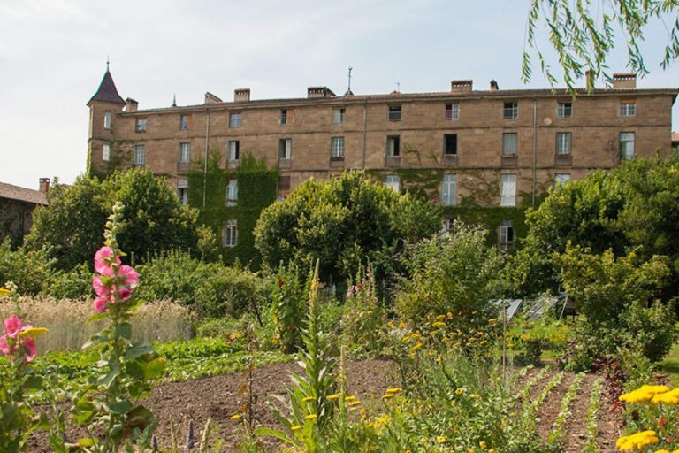 Accueil de personnes éloignées de l'emploi pour une réinsertion professionnelle à l'Arche Saint Antoine