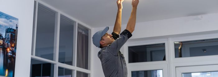 relamping_dowlight_reglette